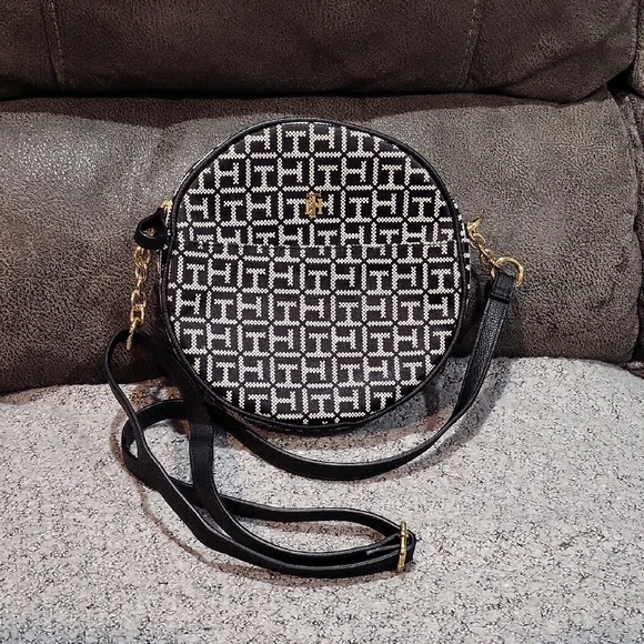Tommy Hilfiger Crossbody Bag - Picture 1 of 12